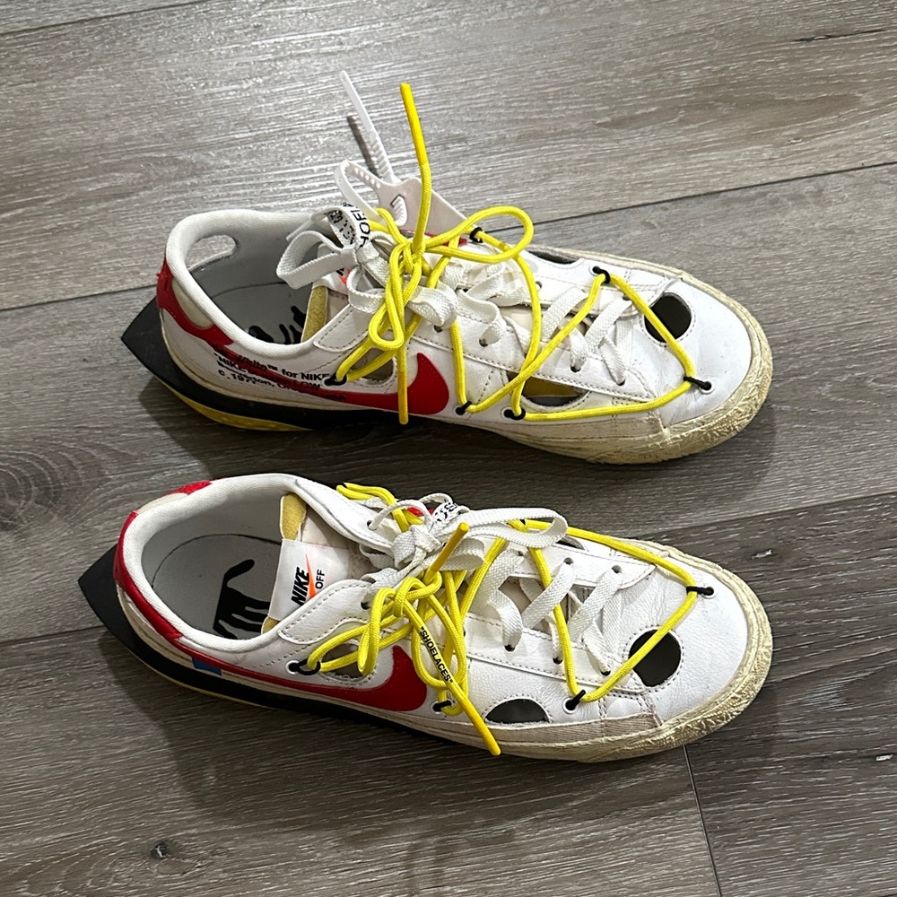 Nike Off-White blazer low Size 9 Sneakers with Red and Yellow Accents